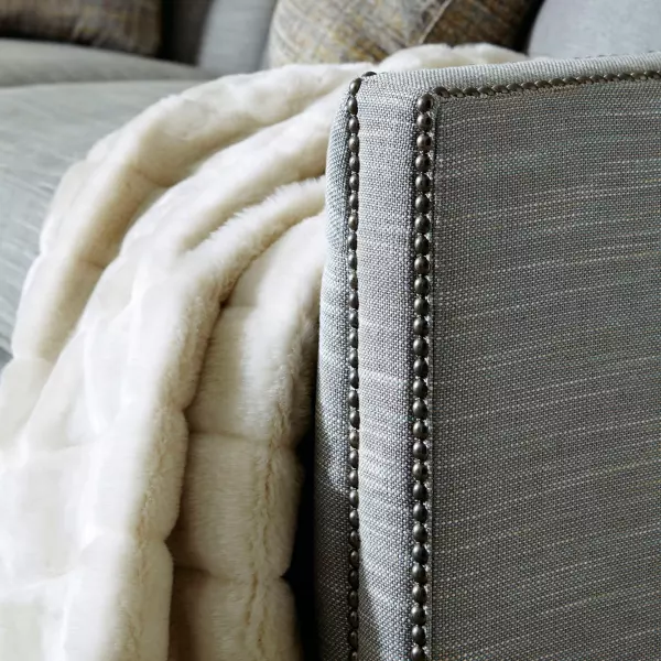 B7277a Bernhardt Candace Sofa 96 12