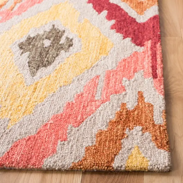 IKT337B-28 Ikat IKT337B Beige / Pink Rug by Safavieh